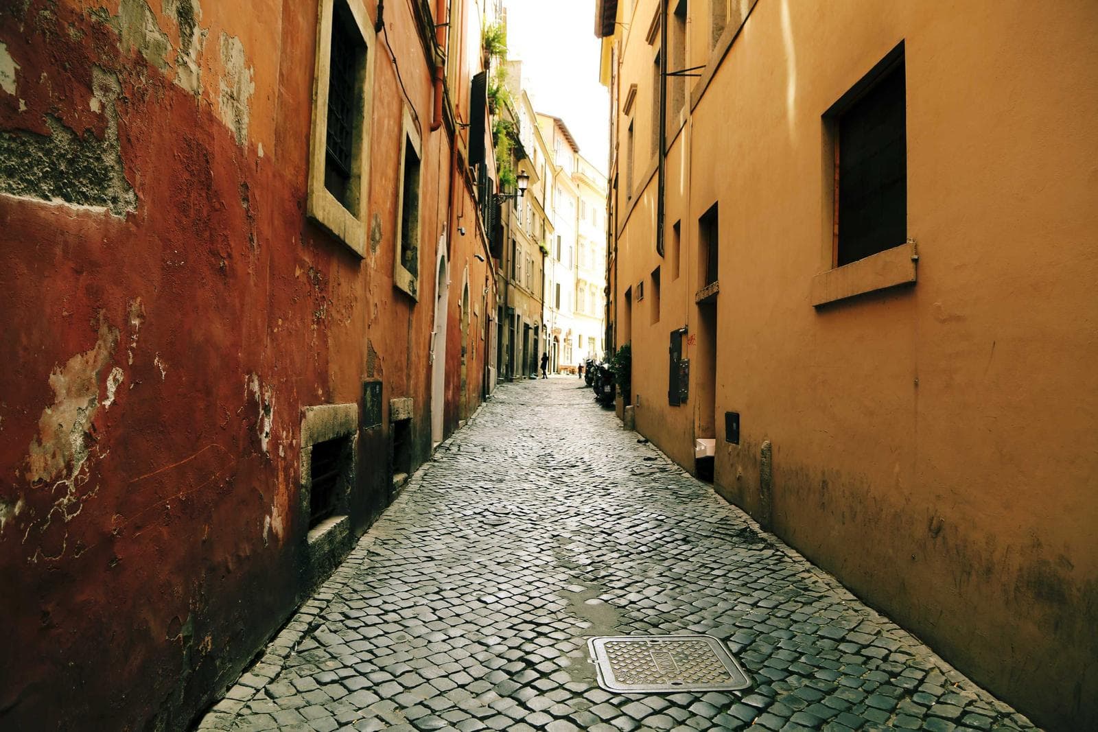 A narrow lane between old houses